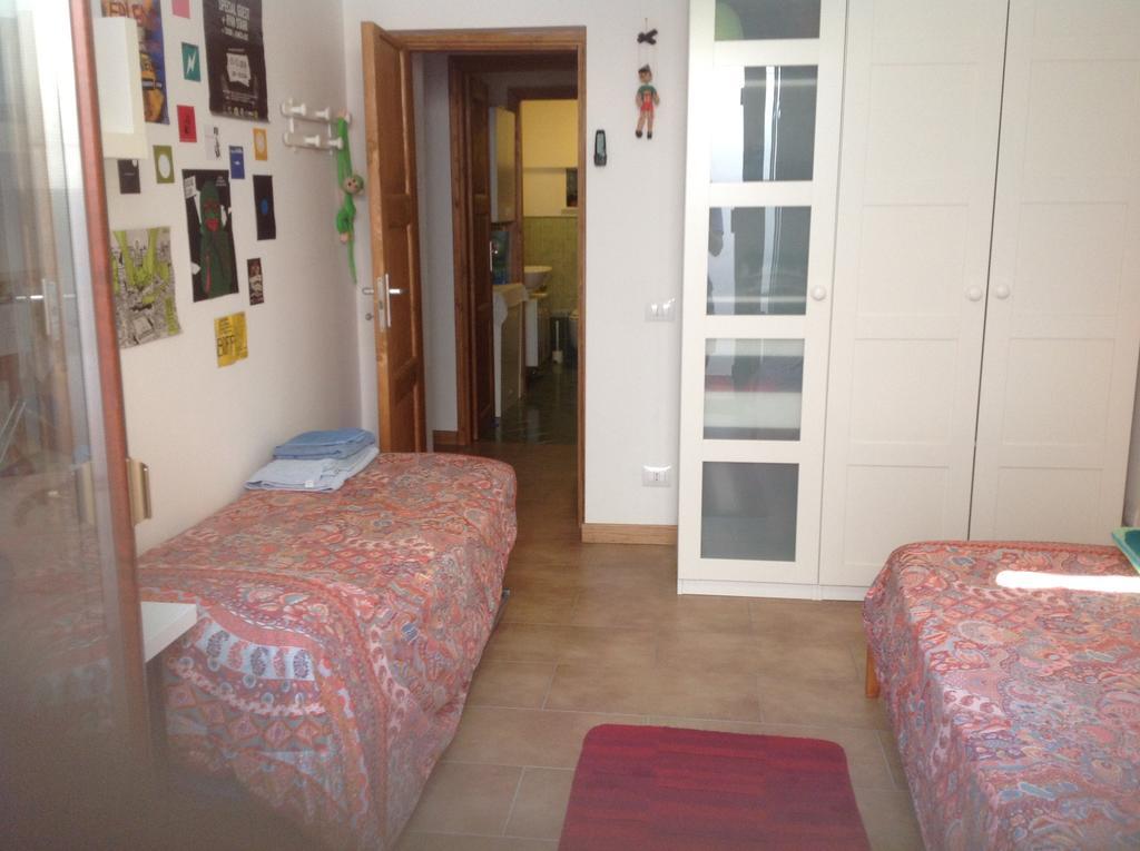 Le Querce Bed and Breakfast Ancona Kamer foto