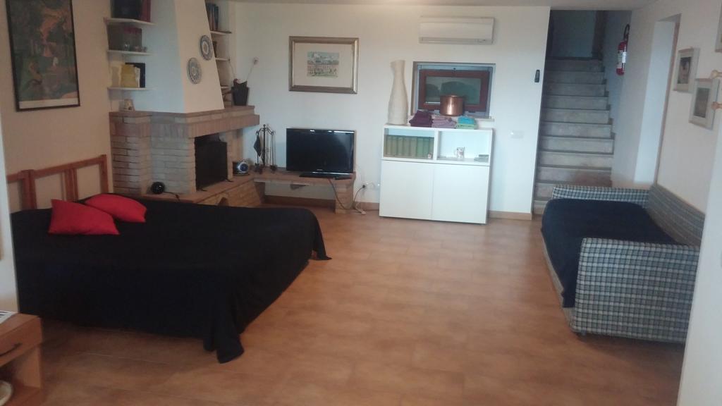 Le Querce Bed and Breakfast Ancona Kamer foto